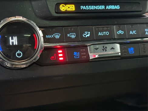 Used 2022 Ford F250 Lariat w/ Lariat Ultimate Package image 32