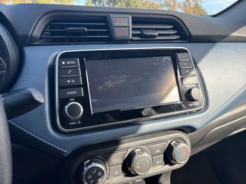 Used 2025 Nissan Versa SV image 24