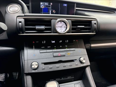 Used 2016 Lexus RC 300 AWD image 34