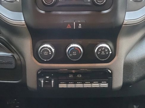 Used 2020 RAM 3500 Tradesman image 21