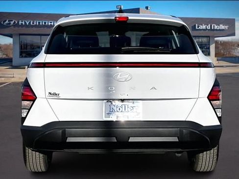 New 2026 Hyundai Kona SE FWD image 4