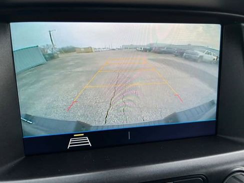 Used 2022 Chevrolet Colorado LT w/ Fleet Safety Package RWD image 21