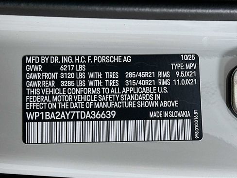 New 2026 Porsche Cayenne image 33