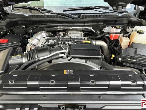 Used 2022 GMC Sierra 3500 Denali image 40