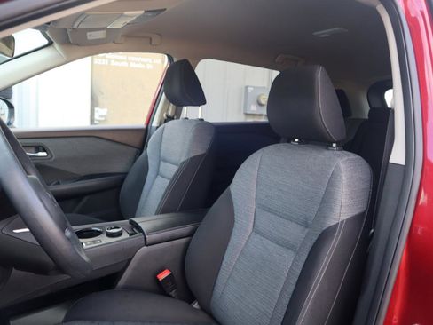 Used 2021 Nissan Rogue SV image 57