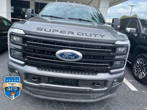 Used 2025 Ford F350 Platinum w/ FX4 Off-Road Package AWD/4WD image 2