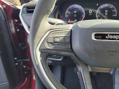 New 2026 Jeep Grand Cherokee Altitude AWD/4WD image 12