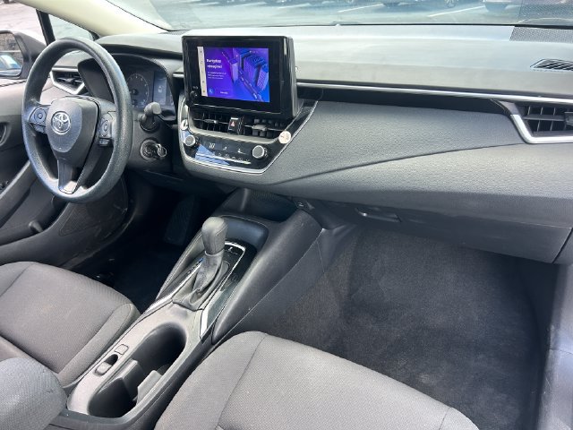 Used 2024 Toyota Corolla LE FWD image 31