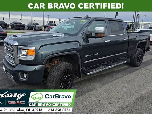 Used 2019 GMC Sierra 2500 Denali AWD/4WD image 4