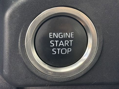 Used 2025 Toyota 4Runner SR5 RWD image 22