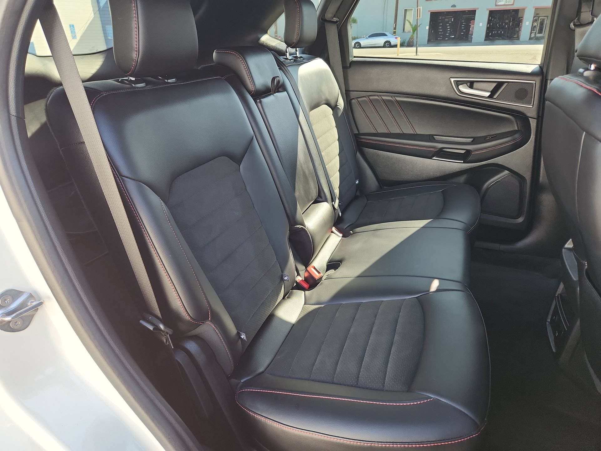 Used 2024 Ford Edge ST-Line AWD/4WD image 26