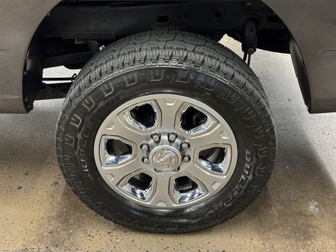 Used 2018 RAM 2500 Big Horn AWD/4WD image 9