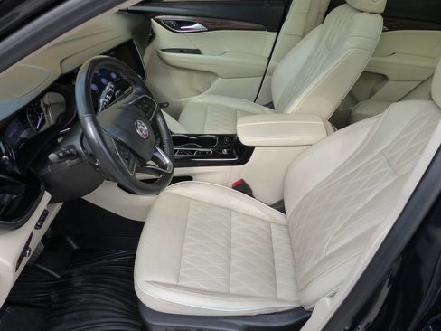 Used 2021 Buick Envision Avenir w/ Technology Package II image 16