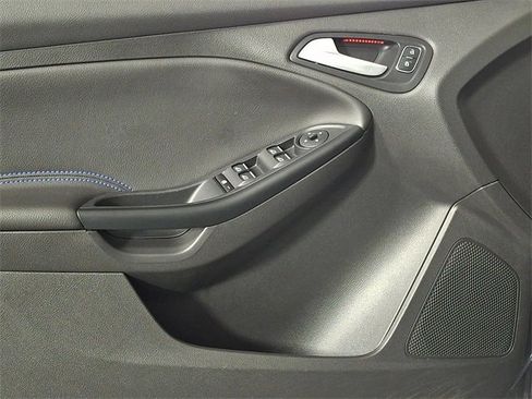 Used 2017 Ford Focus RS image 14