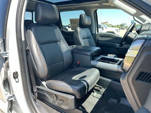 Used 2025 Ford F250 Lariat w/ Lariat Ultimate Package AWD/4WD image 26