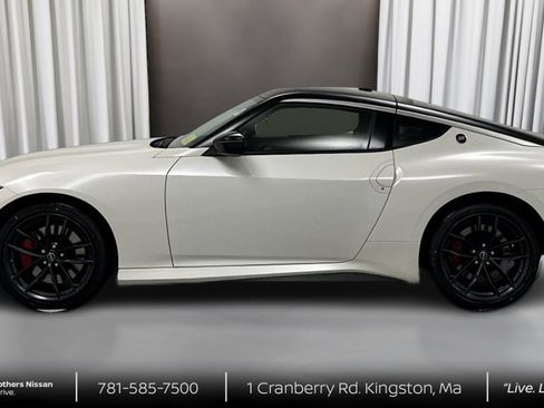 New 2025 Nissan Z Performance w/ Floor Mat Package image 7
