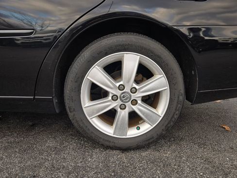 Used 2005 Lexus ES 330 image 9