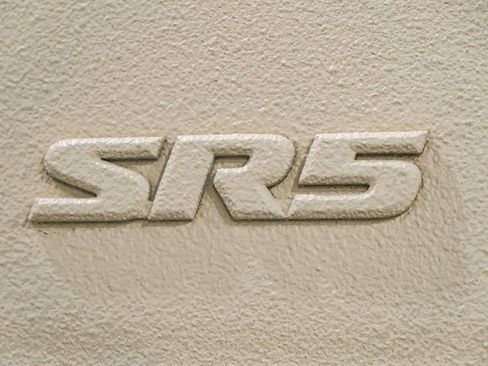 Used 2004 Toyota Sequoia SR5 image 50