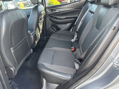 Used 2022 Buick Encore GX Select image 9