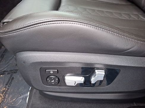 Used 2021 BMW X6 M w/ Competition Package image 16