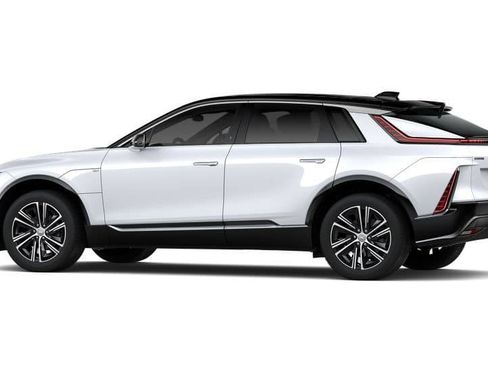 New 2026 Cadillac Lyriq Luxury w/ LPO, Floor Liner Package AWD/4WD image 58