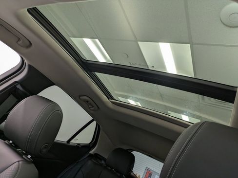 Used 2022 Buick Encore GX Essence w/ Advanced Technology Package image 21