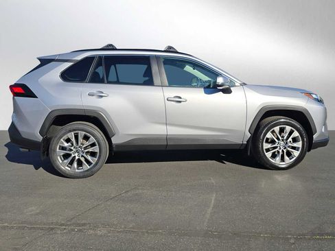 Certified 2023 Toyota RAV4 XLE Premium image 2