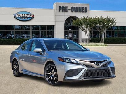 Used 2024 Toyota Camry SE