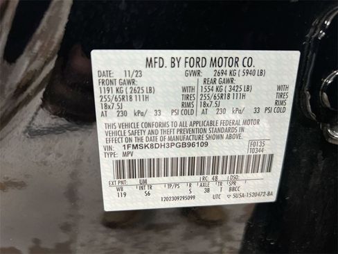 Used 2023 Ford Explorer XLT w/ Equipment Group 202A image 27