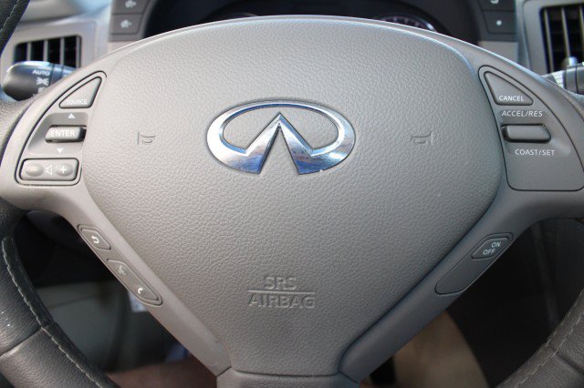 Used 2011 INFINITI G37 Convertible w/ Premium Pkg RWD image 24