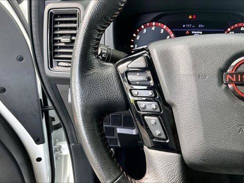 Certified 2022 Nissan Frontier Pro-X RWD image 23