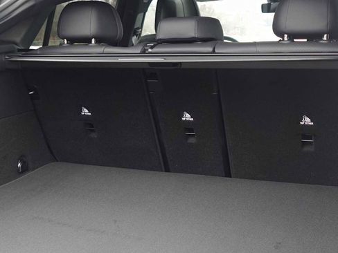 New 2026 Mercedes-Benz GLC 300 GLC 300 image 19