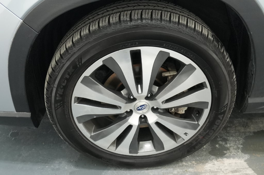 Used 2019 Subaru Ascent Limited w/ Popular Package #3 AWD/4WD image 11