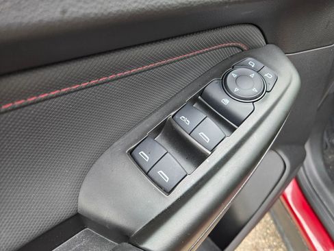 Used 2023 Chevrolet TrailBlazer RS image 15