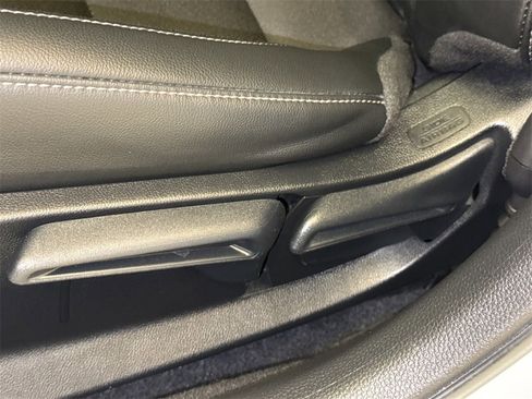 Certified 2025 Honda Civic Sport image 22