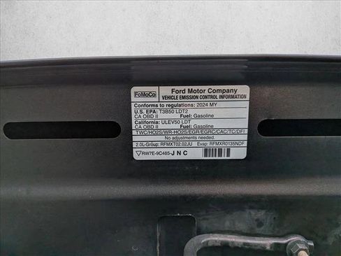 Used 2024 Ford Edge Titanium image 23