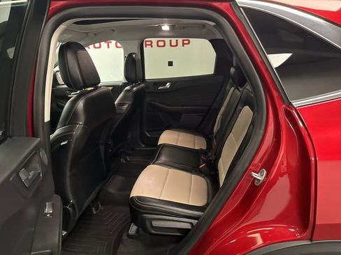 Used 2022 Ford Escape Titanium w/ Titanium Elite Package AWD/4WD image 27