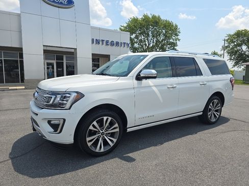 Used 2021 Ford Expedition Max Platinum AWD/4WD image 2