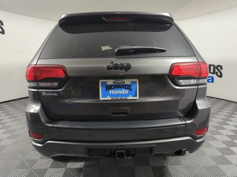 Used 2021 Jeep Grand Cherokee Laredo X RWD image 4