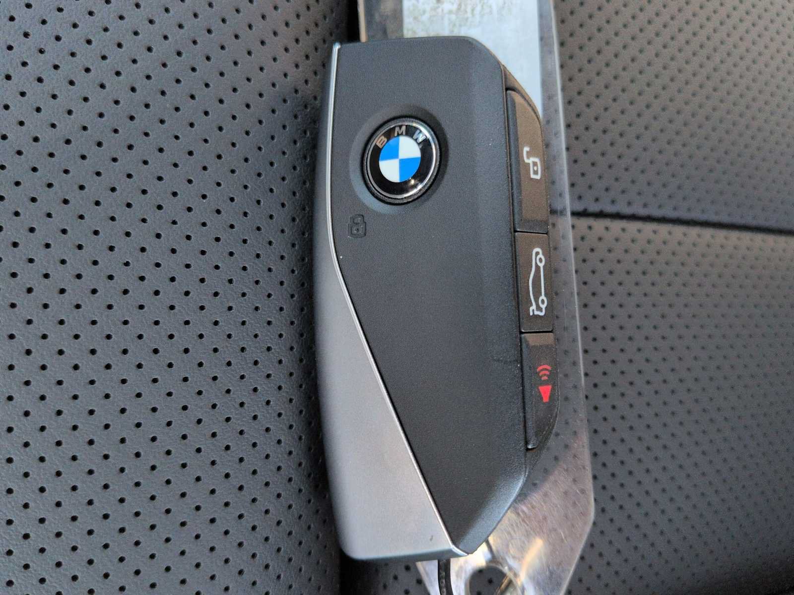 Used 2026 BMW X3 xDrive30i w/ Premium Package AWD/4WD image 37