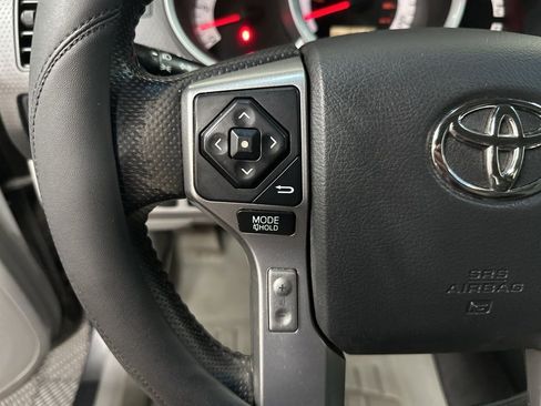 Used 2015 Toyota Tacoma 4x4 Double Cab w/ TRD Sport Package image 15