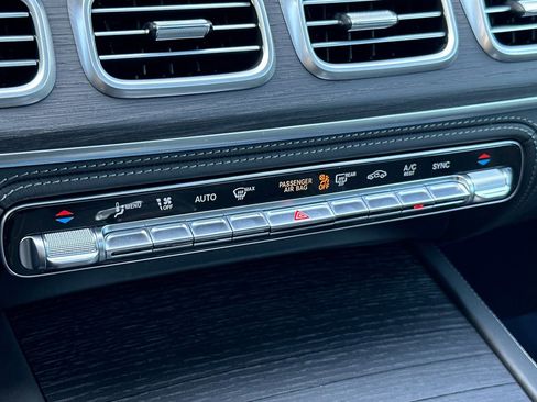 New 2026 Mercedes-Benz Maybach GLS 600 4MATIC image 25