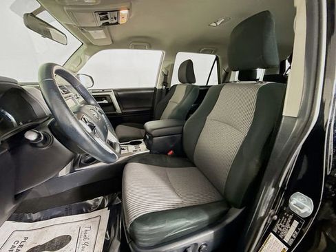 Used 2017 Toyota 4Runner SR5 image 20