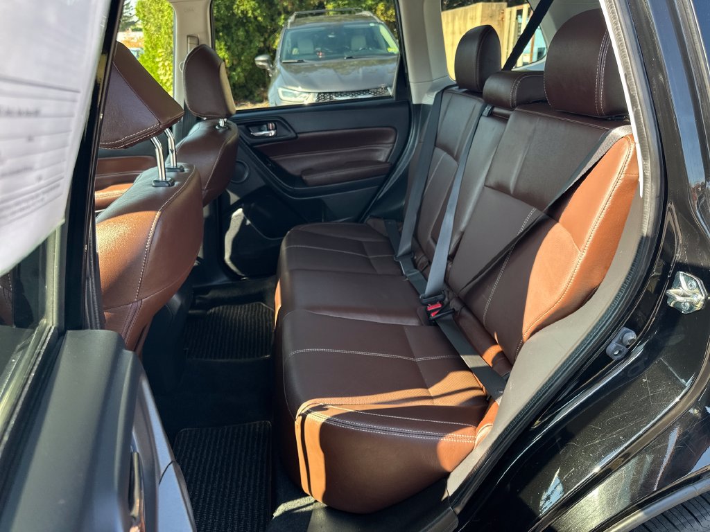 Used 2017 Subaru Forester 2.5i Touring w/ Popular Package #1 AWD/4WD image 16