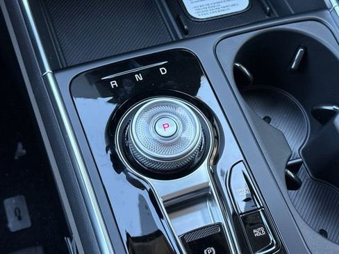 New 2026 Kia Carnival EX FWD image 27