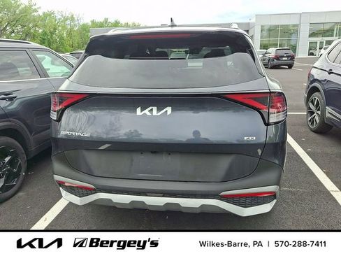 Certified 2023 Kia Sportage EX AWD/4WD image 6