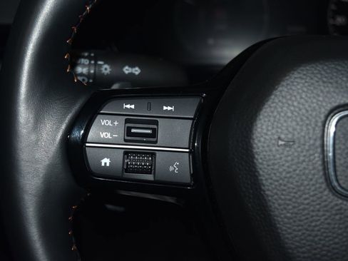 Used 2025 Honda CR-V Sport Touring image 9