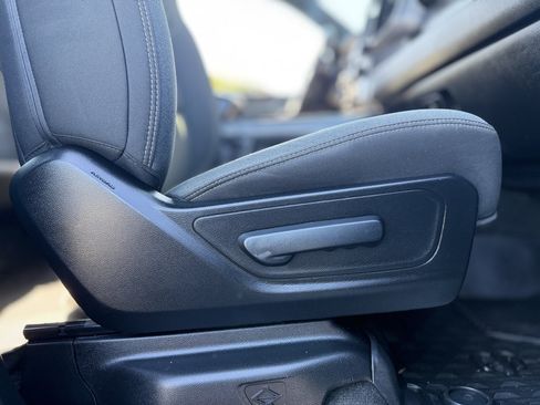 Used 2021 RAM 1500 Big Horn AWD/4WD image 28