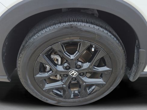 Certified 2024 Honda HR-V Sport image 38
