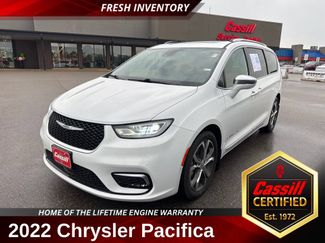 Used 2022 Chrysler Pacifica Pinnacle FWD 360° Tour